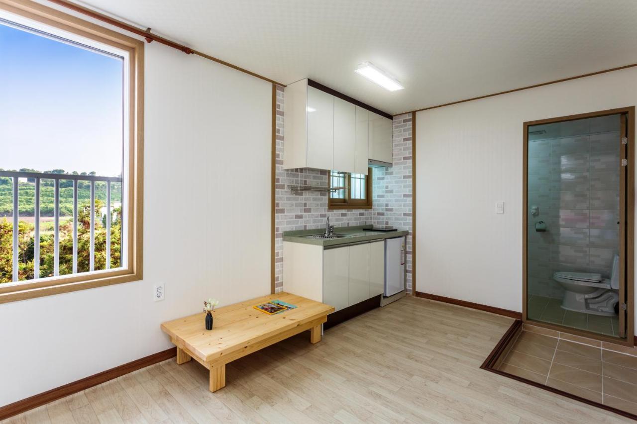 Jeju Wayo Pension Εξωτερικό φωτογραφία