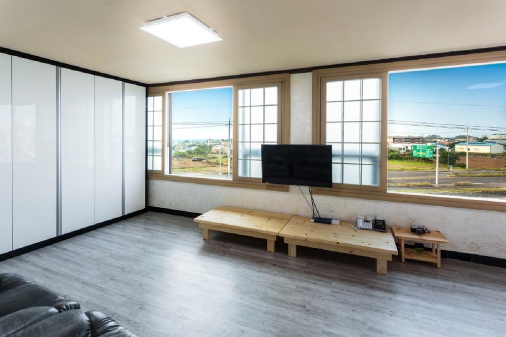 Jeju Wayo Pension Εξωτερικό φωτογραφία